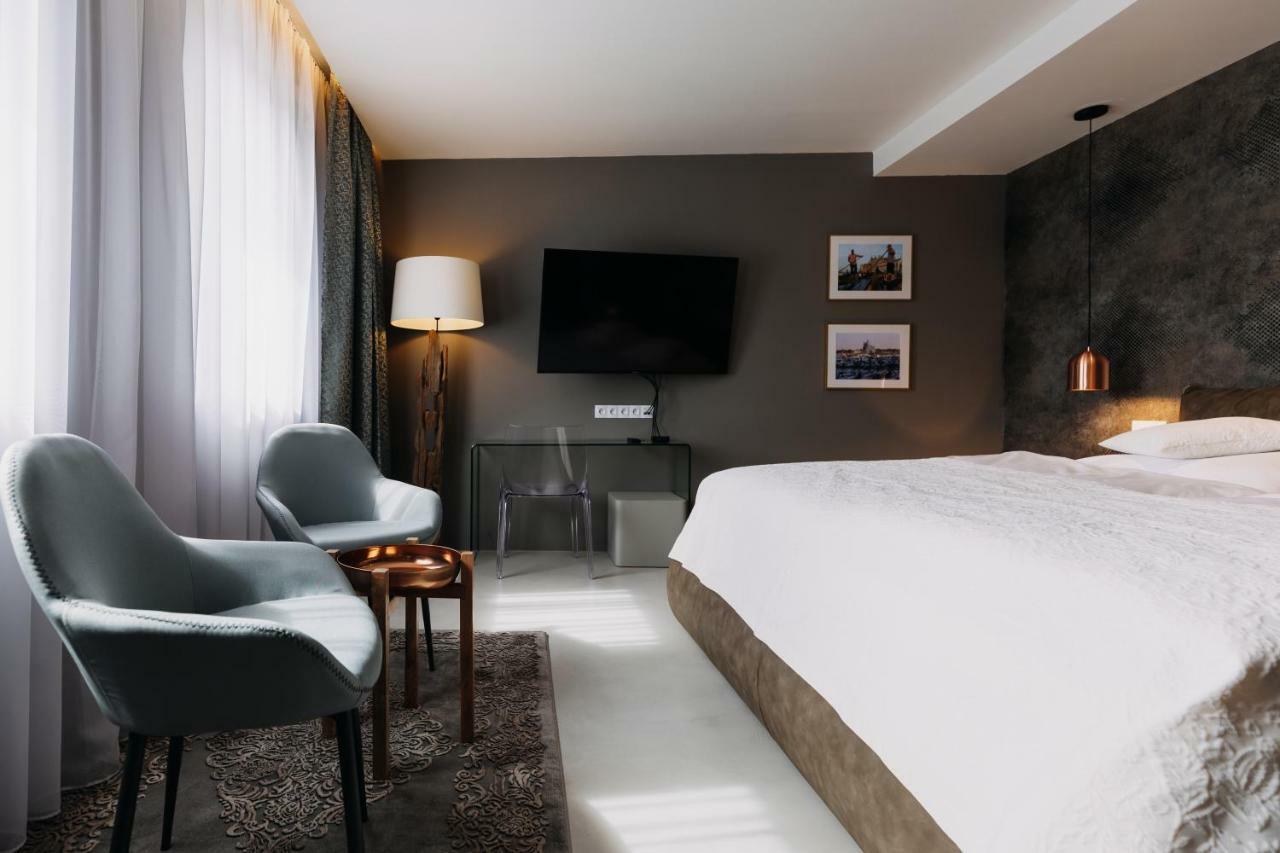 Villa Bricola - Boutique Apartments Карлові Вари Екстер'єр фото