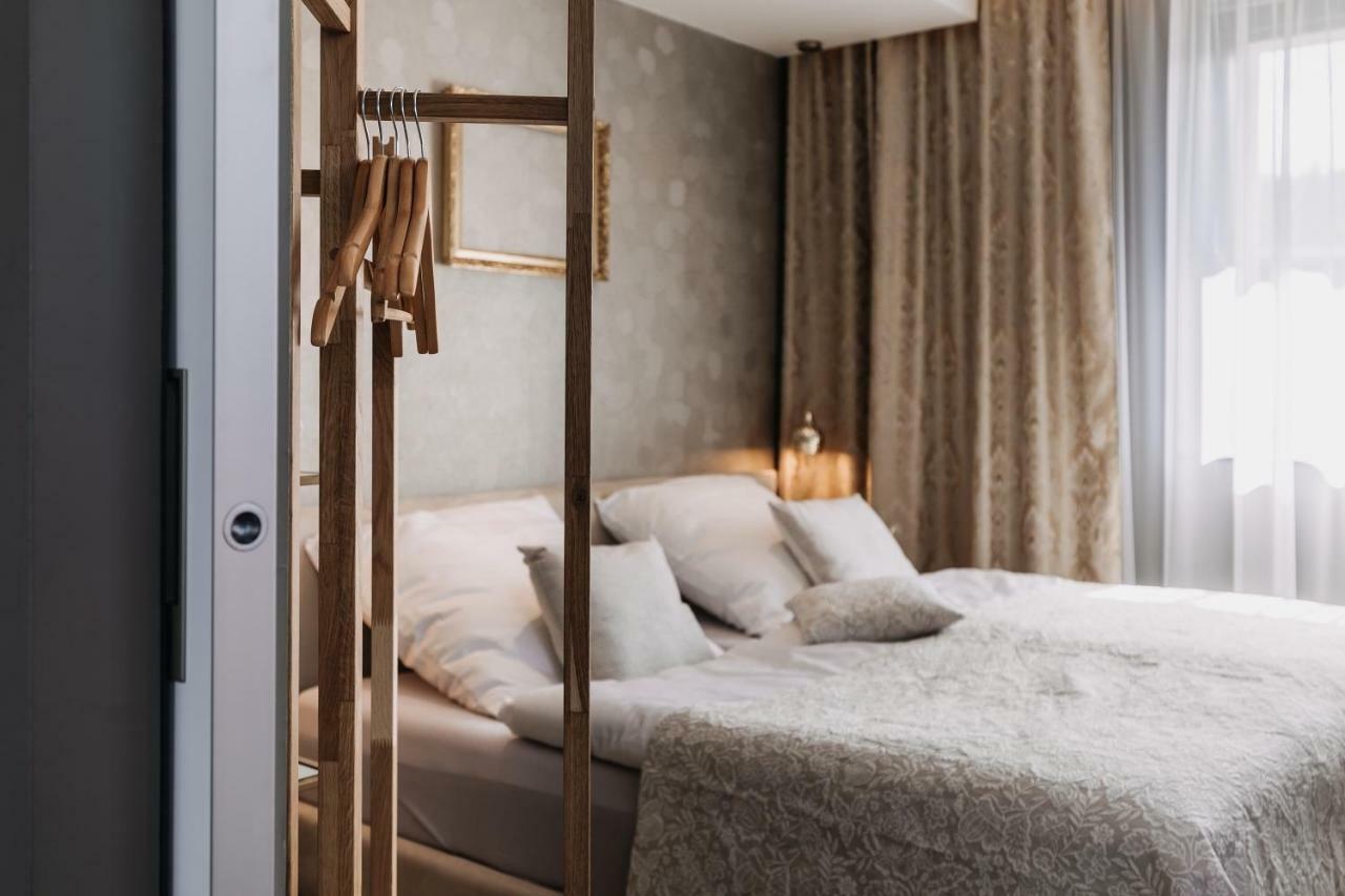 Villa Bricola - Boutique Apartments Карлові Вари Екстер'єр фото